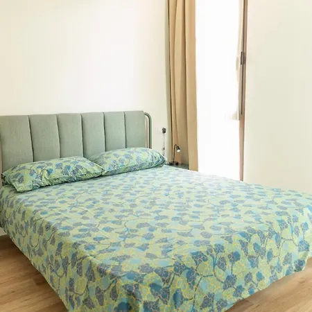 Reina 2 Apartamento